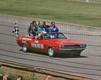 71aunserpacecar